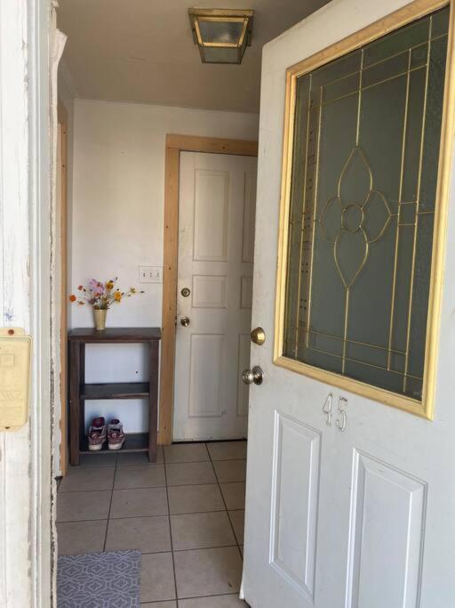 Studio Apt W Garden Kingston Dış mekan fotoğraf